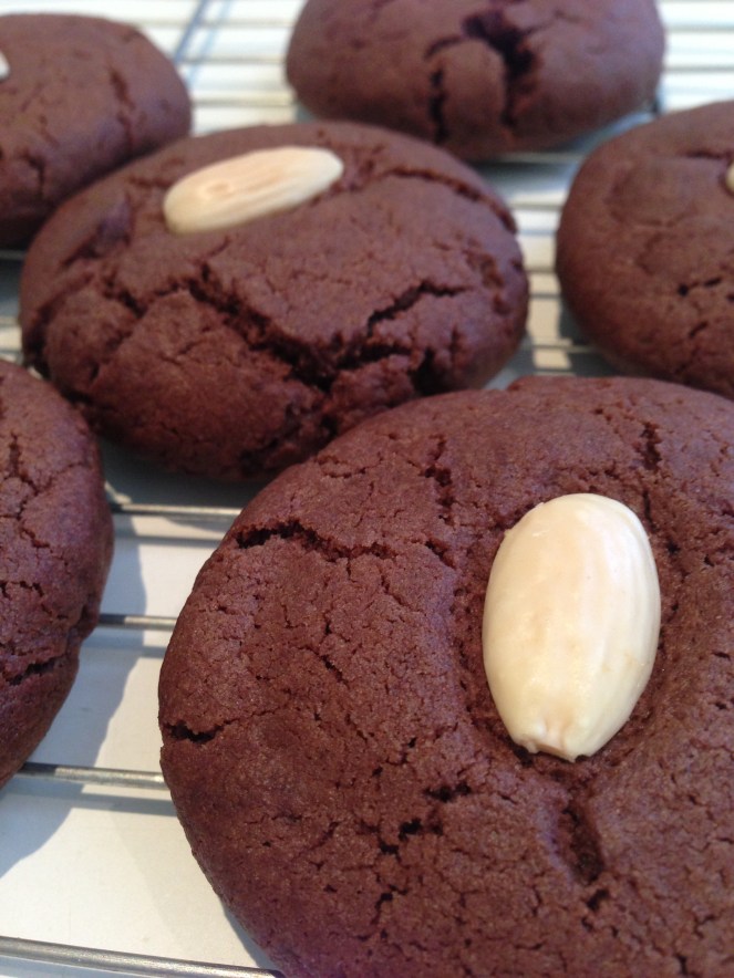 Chocolate almond cookies
