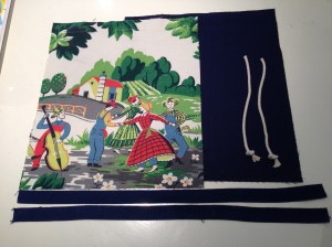 cutting out the tote